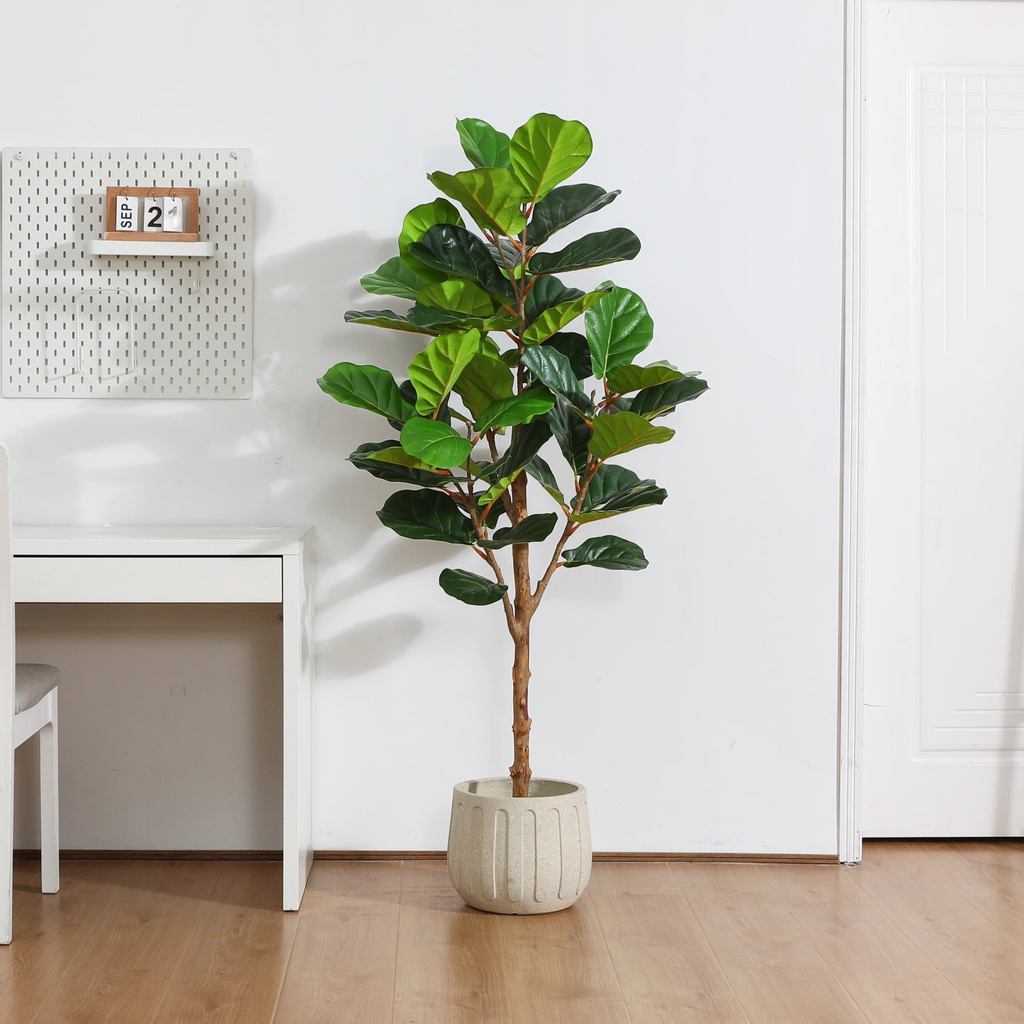 5FT Artificial Fiddle Leaf Fig Plants, Faux Plastic Tree with Natural Wood Trunk for Home Decor Office House Living Room Indoor Outdoor, Fake House Plant, Tall Plants for Indoor